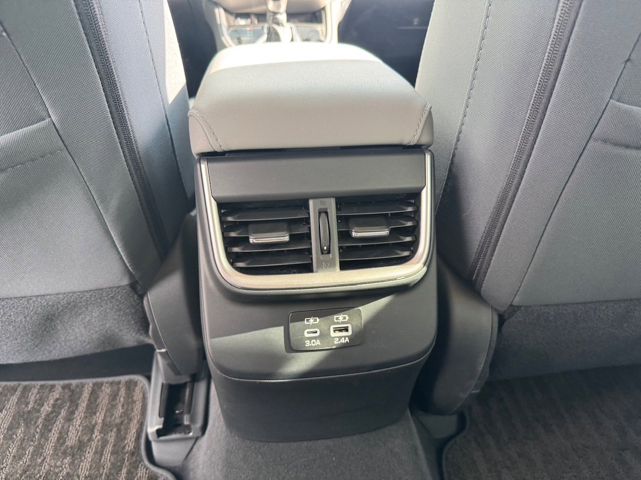 Certified 2025 Subaru Outback Premium w/ Popular Package #1A image 35