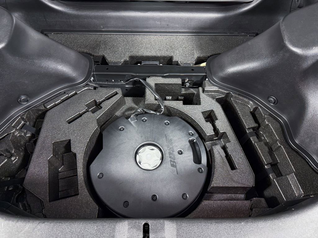 Certified 2024 Nissan Z Performance w/ Floor Mat Package image 39