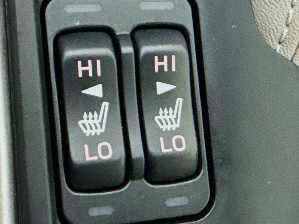 Used 2021 Subaru Forester Limited w/ Popular Package #3 image 23