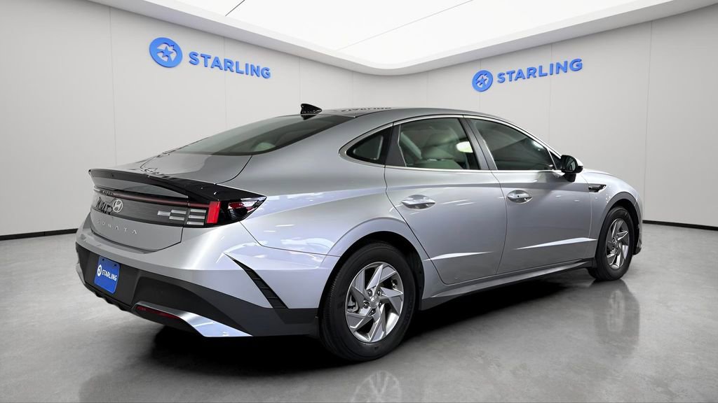 Used 2025 Hyundai Sonata SE image 10