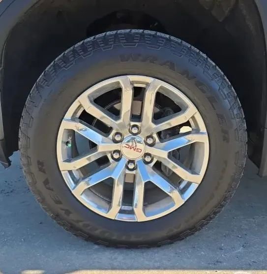 Used 2019 GMC Sierra 1500 SLT w/ SLT Premium Package image 52