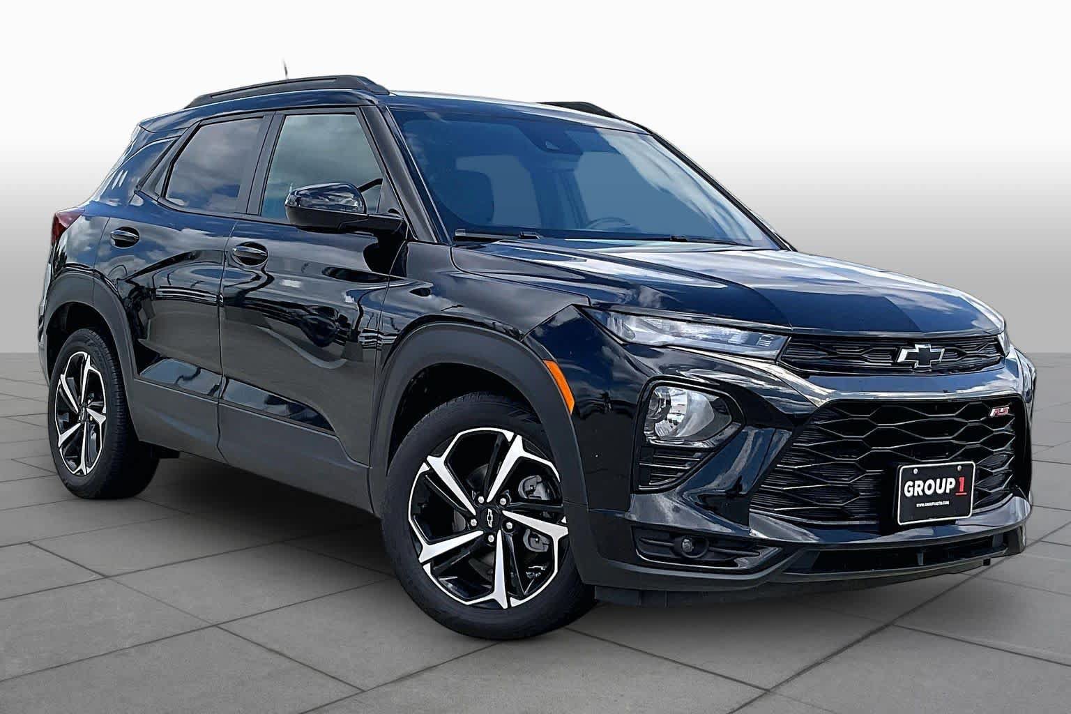 Used 2022 Chevrolet TrailBlazer RS FWD image 3