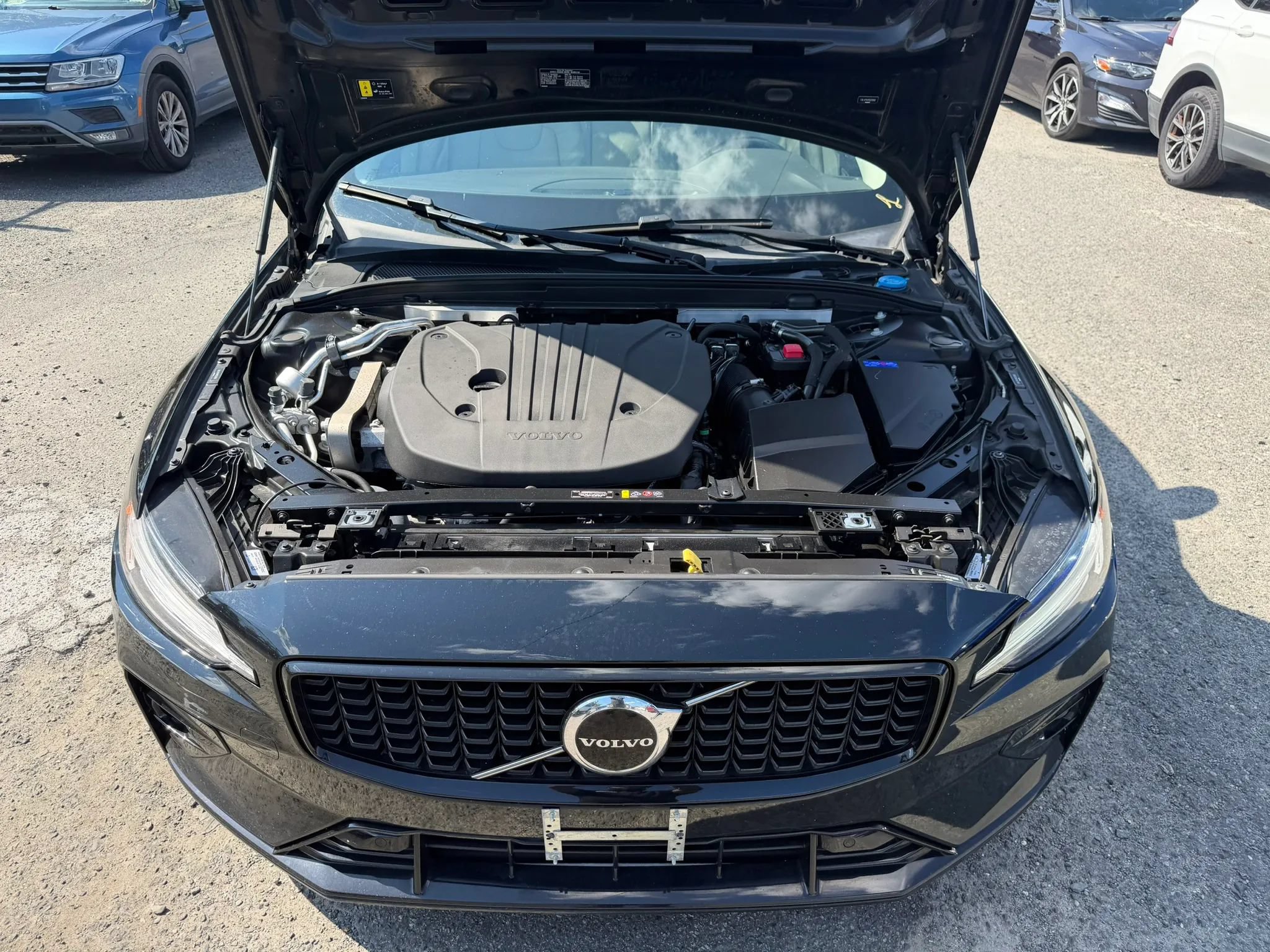 Used 2023 Volvo S60 B5 Plus AWD/4WD image 23