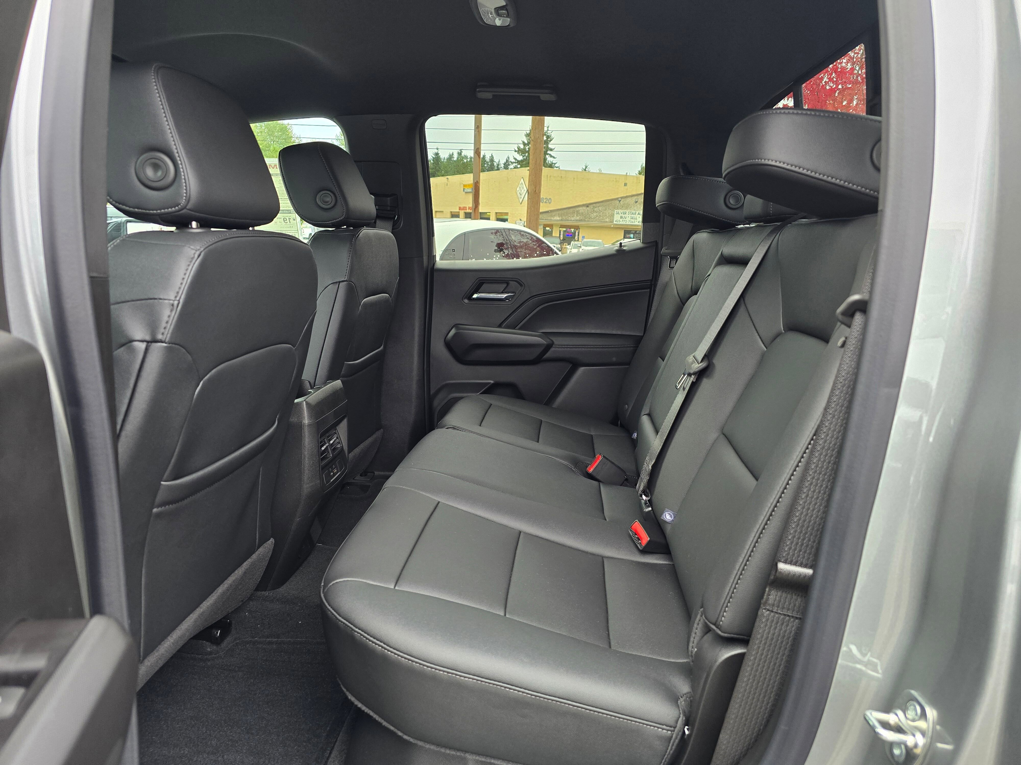 New 2026 GMC Canyon Elevation w/ Convenience Package image 16