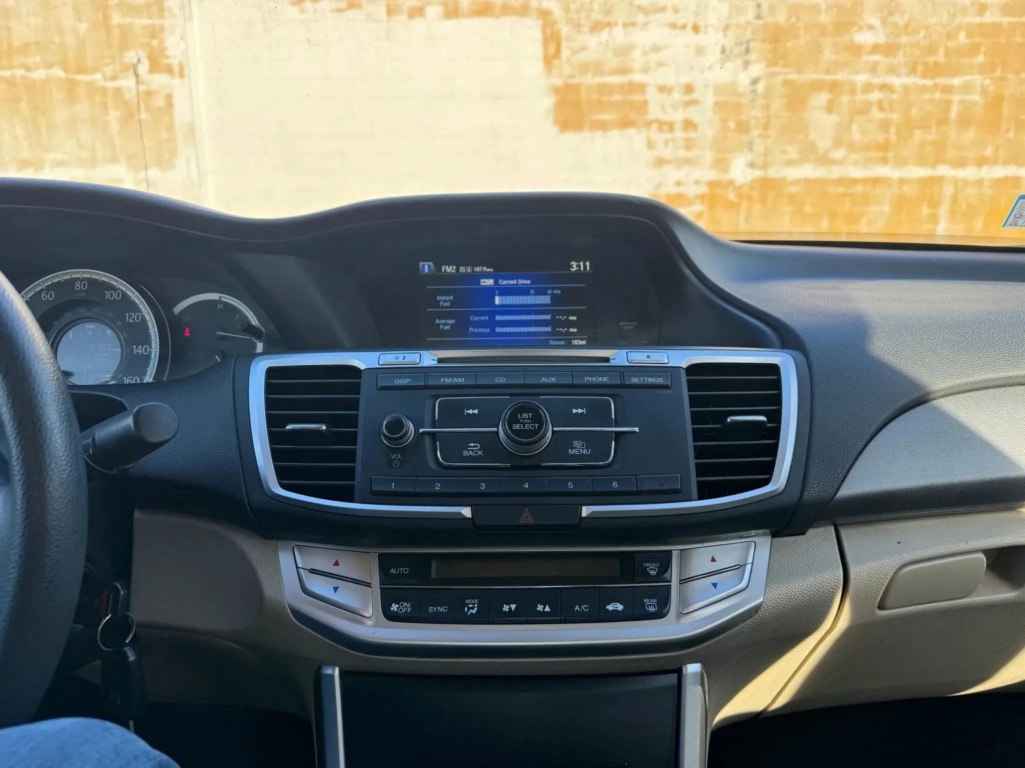 Used 2015 Honda Accord LX image 30