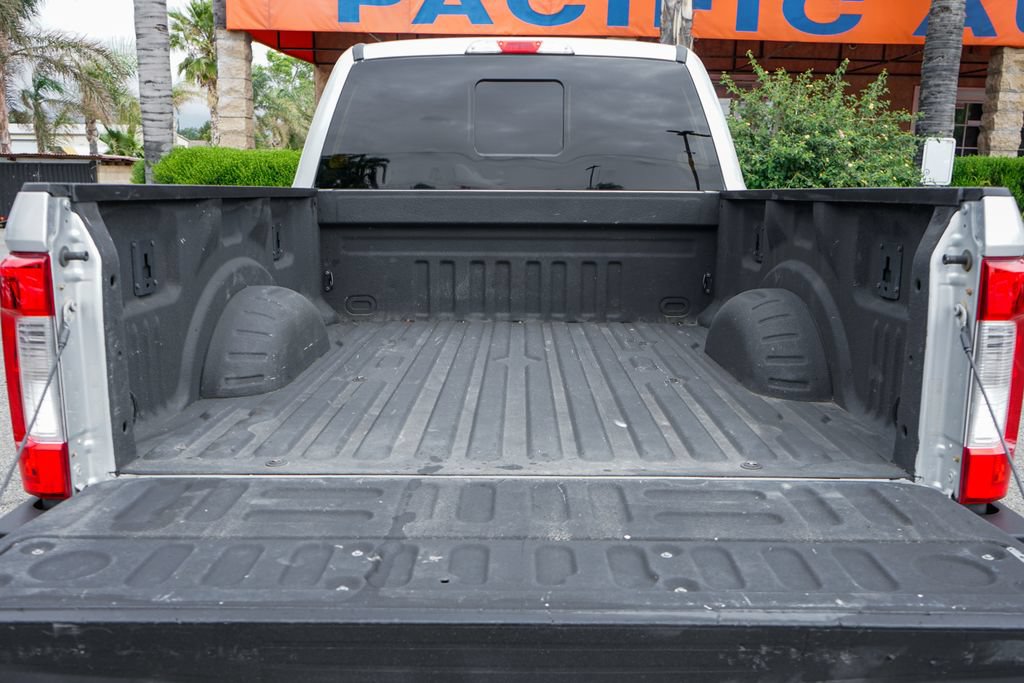 Used 2018 Ford F250 Lariat AWD/4WD image 8