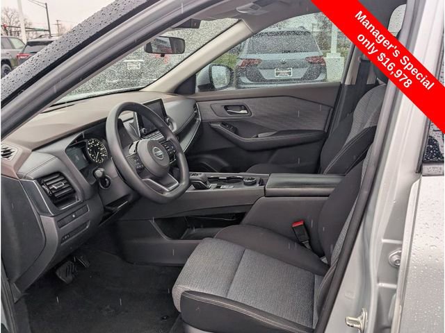 Used 2021 Nissan Rogue SV image 13