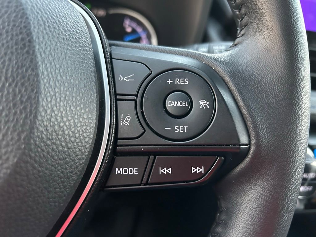 Certified 2025 Toyota RAV4 XSE image 19