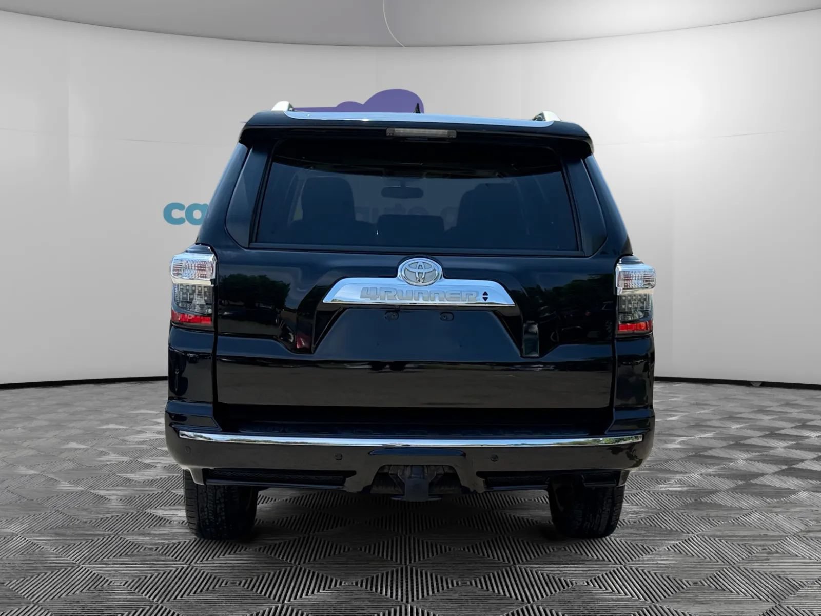 Used 2016 Toyota 4Runner Limited AWD/4WD image 4