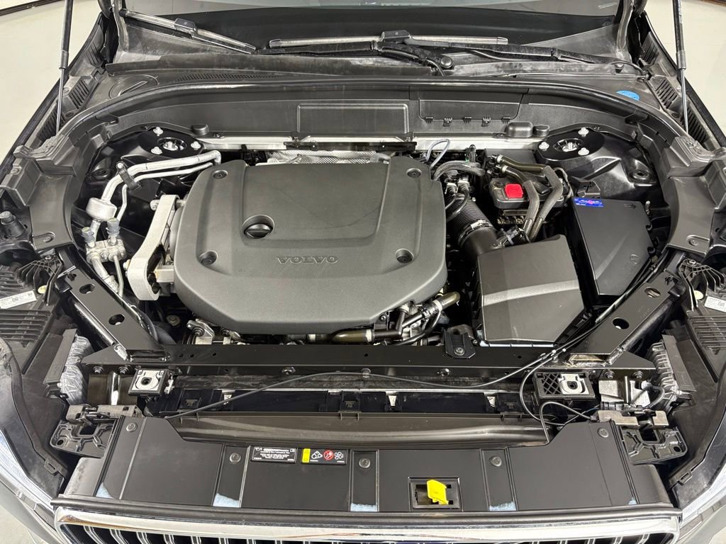 Used 2022 Volvo XC60 B6 Inscription w/ Advanced Package image 42