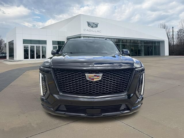 Used 2025 Cadillac Escalade Sport Platinum w/ LPO, Floor Liner Package AWD/4WD image 9