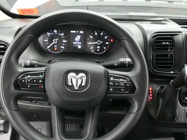 Used 2025 RAM ProMaster 2500 w/ Convenience Group image 18