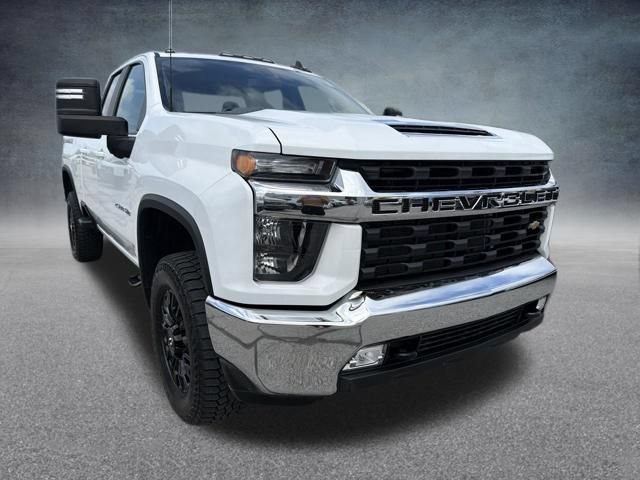 Used 2021 Chevrolet Silverado 2500 LT w/ Convenience Package AWD/4WD image 5