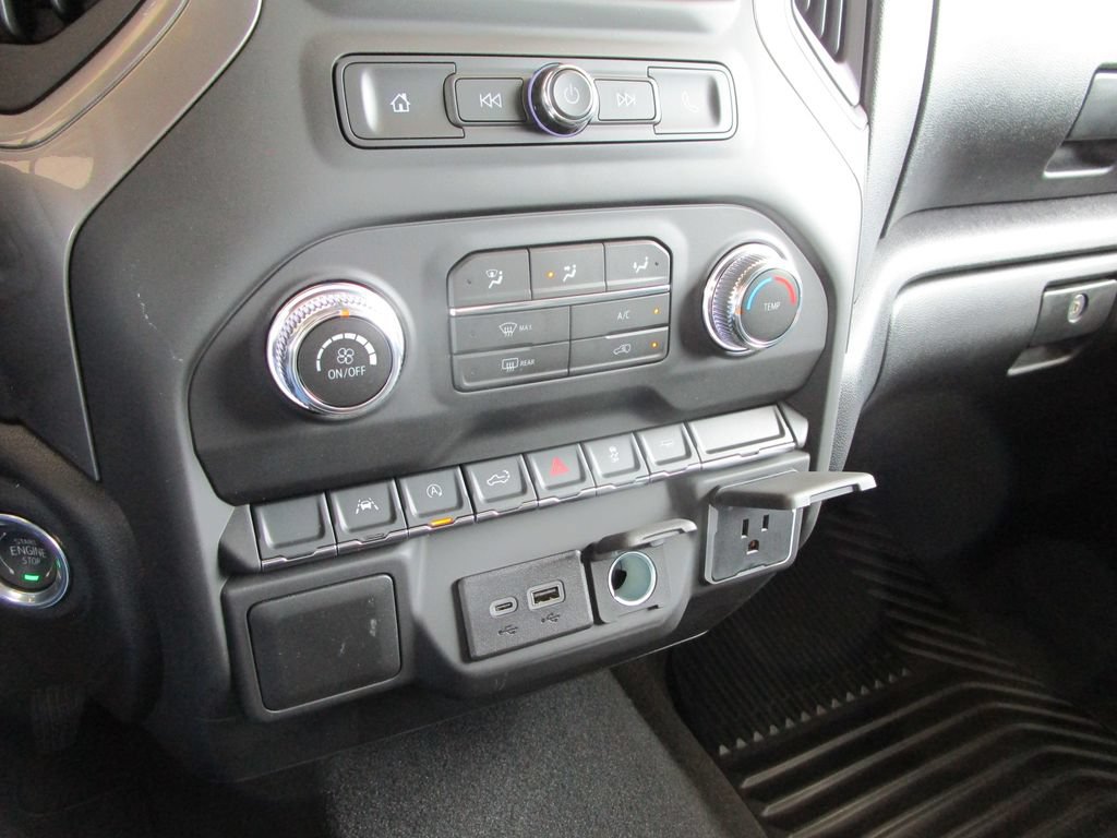 New 2026 GMC Sierra 1500 Pro w/ Graphite Edition RWD image 31