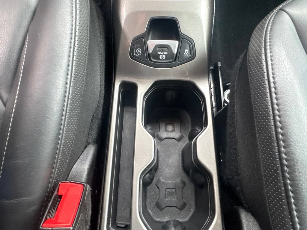 Used 2020 Jeep Renegade Limited w/ UConnect 8.4 Nav Group AWD/4WD image 45