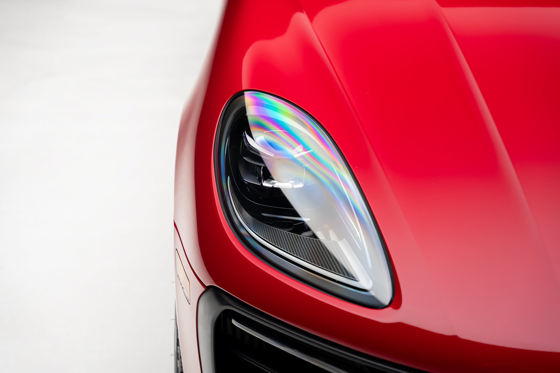 Used 2022 Porsche Macan GTS AWD/4WD image 12