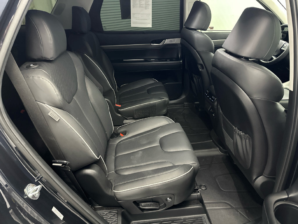 Certified 2024 Hyundai Palisade SEL w/ Premium Package FWD image 17