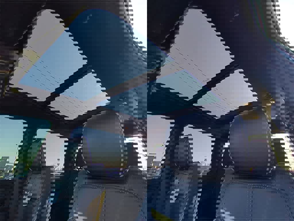 Used 2022 RAM 1500 Limited image 11