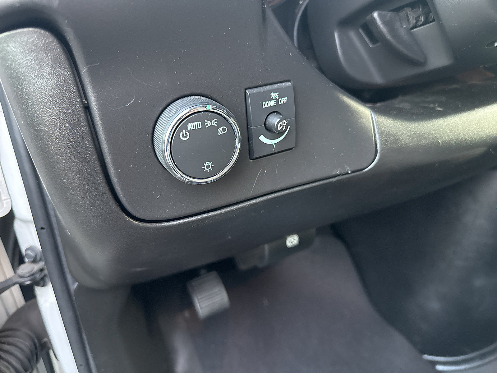 Used 2021 Chevrolet Express 2500 w/ Driver Convenience Package RWD image 26