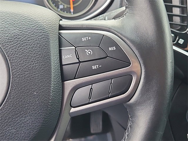 Used 2019 Jeep Cherokee Limited w/ Trailer Tow Group image 29