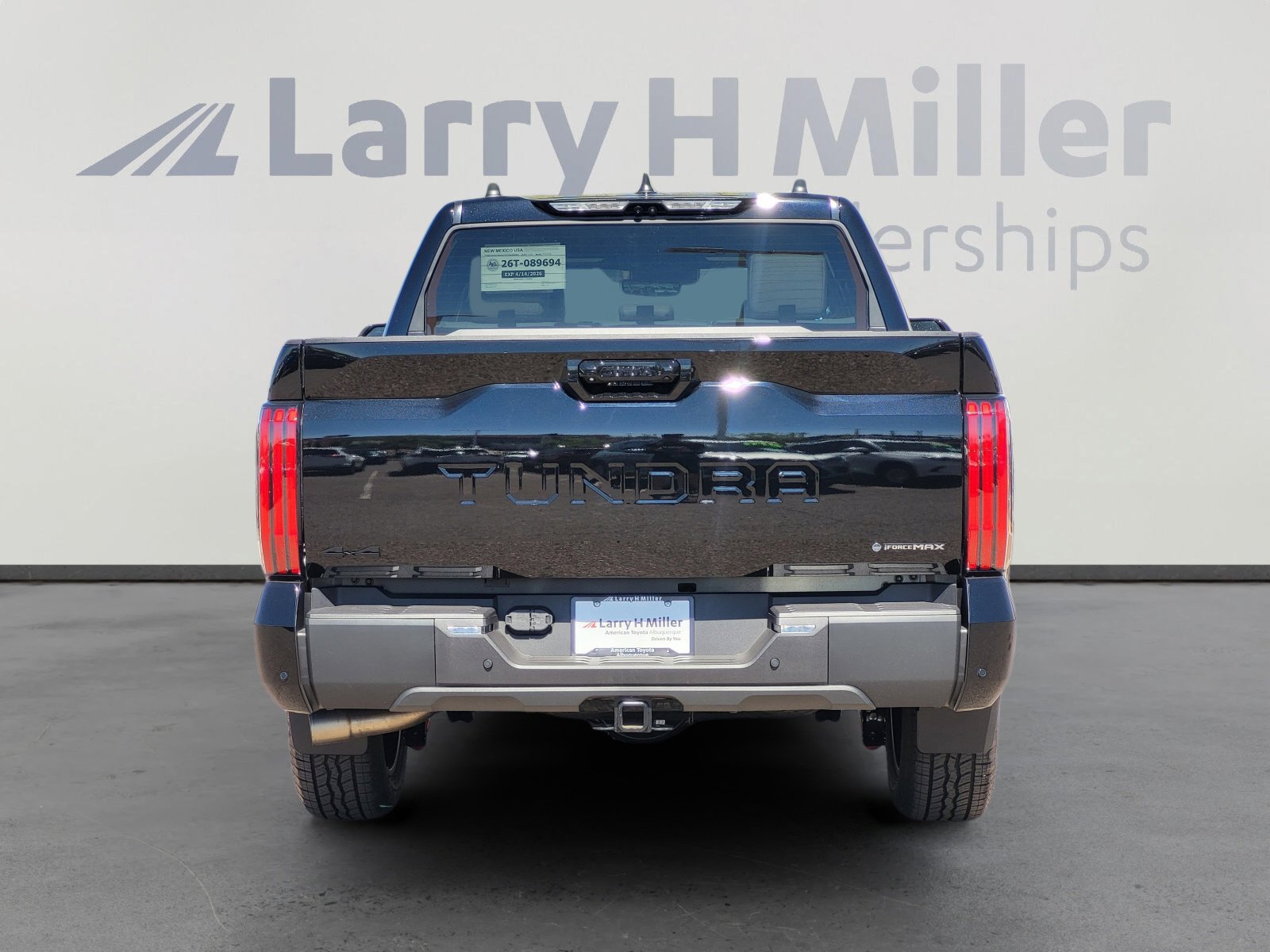 Used 2026 Toyota Tundra Limited w/ TRD Off-Road Package image 5