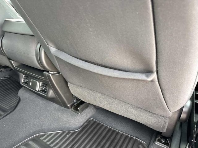 Used 2023 Chevrolet Silverado 1500 LT AWD/4WD image 24