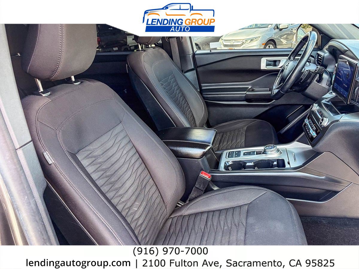 Used 2020 Ford Explorer XLT RWD image 15