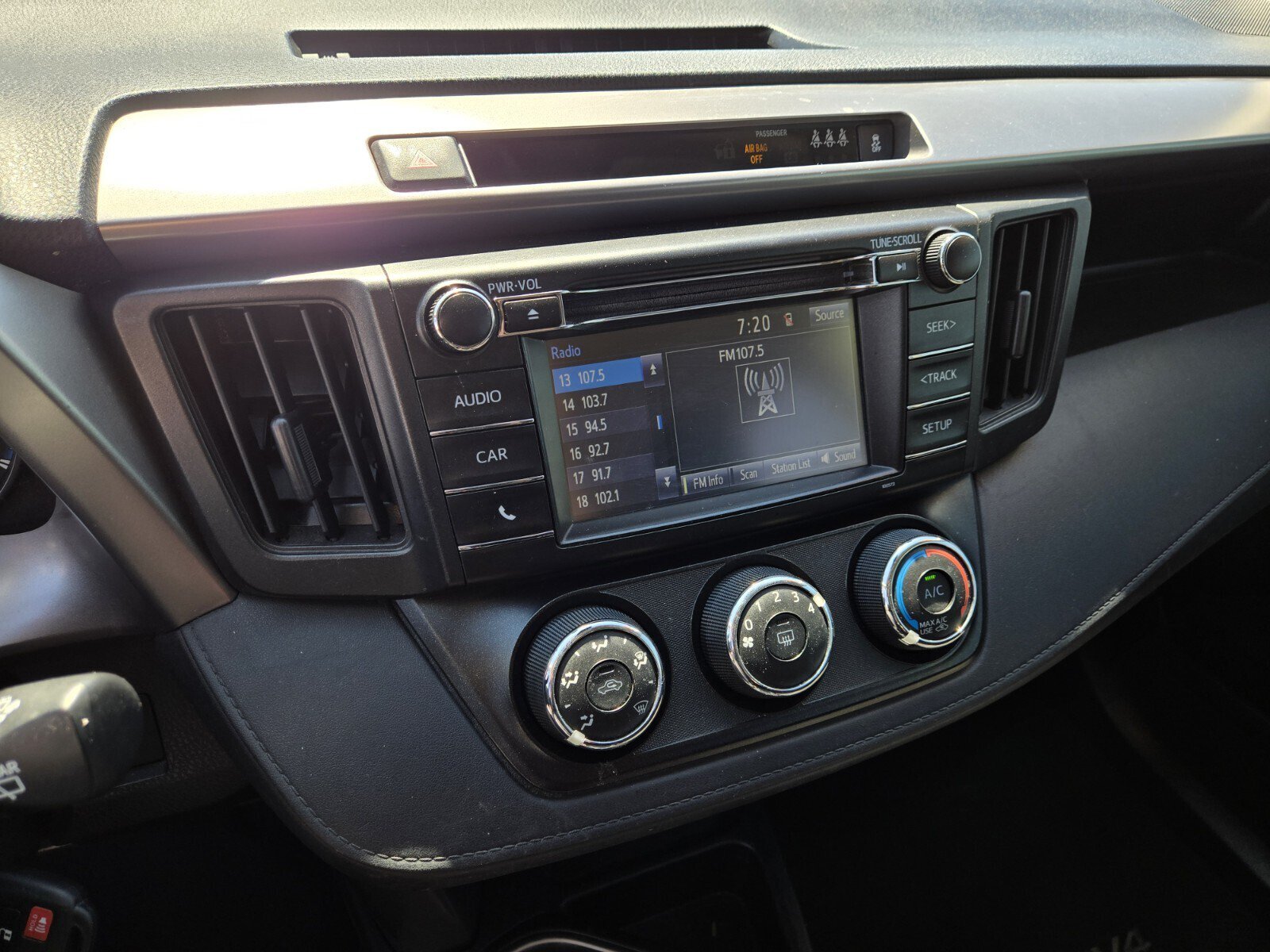 Used 2017 Toyota RAV4 LE w/ Carpet Mat Package FWD image 17