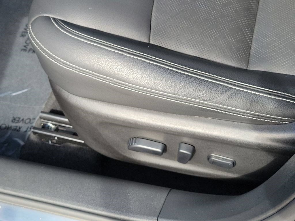Used 2024 Nissan Altima 2.5 SL FWD image 25
