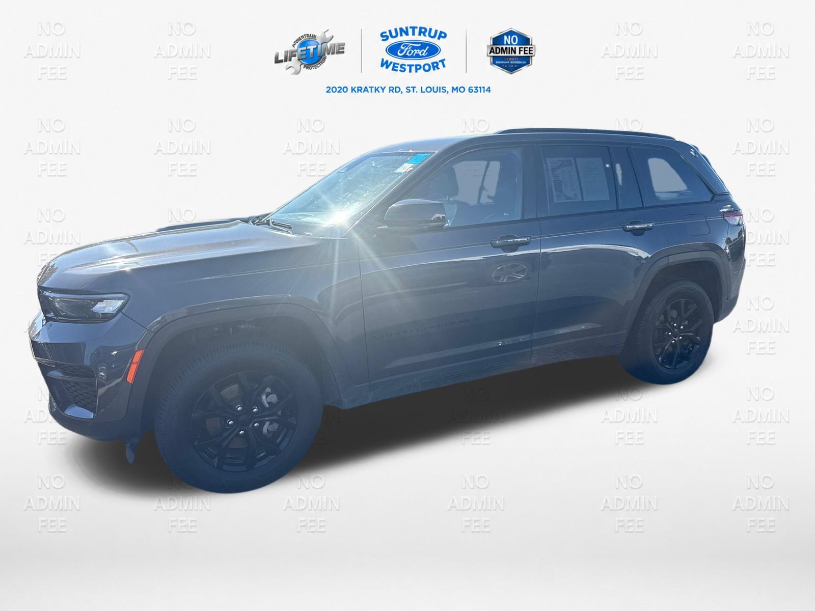 Used 2024 Jeep Grand Cherokee Altitude AWD/4WD image 7