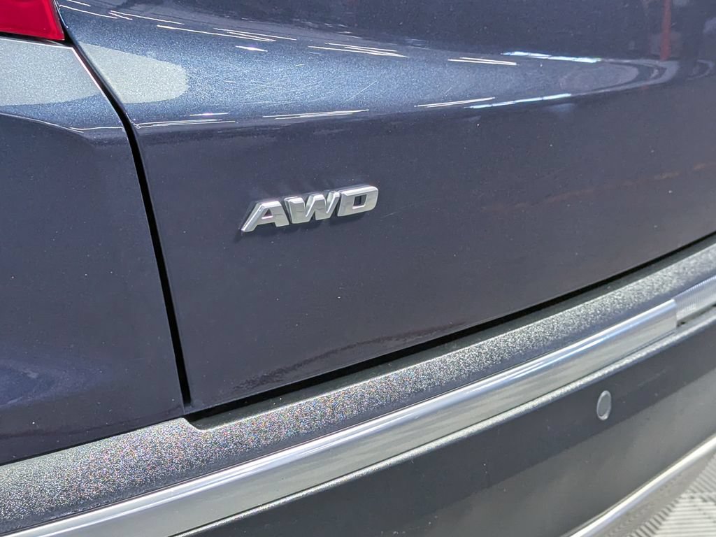 Used 2019 Cadillac XT5 Platinum AWD/4WD image 13