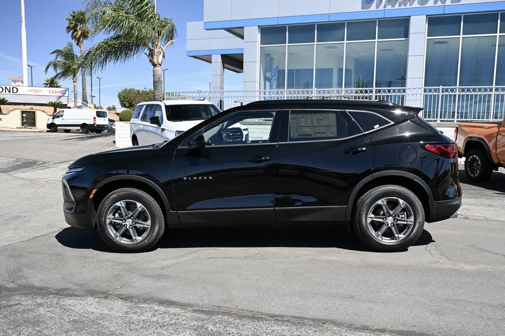 New 2026 Chevrolet Blazer LT w/ Convenience Package AWD/4WD image 8