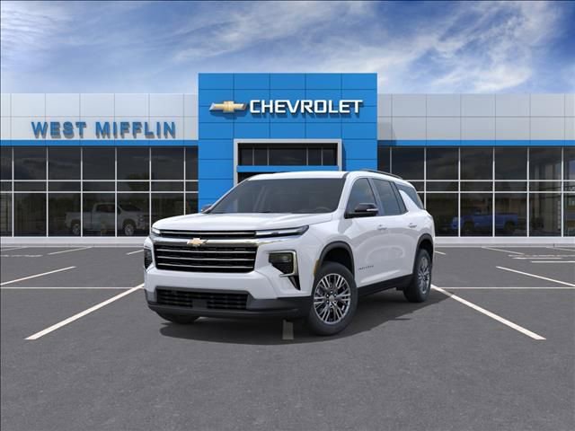 New 2026 Chevrolet Traverse LT w/ Driver Confidence Package AWD/4WD image 8