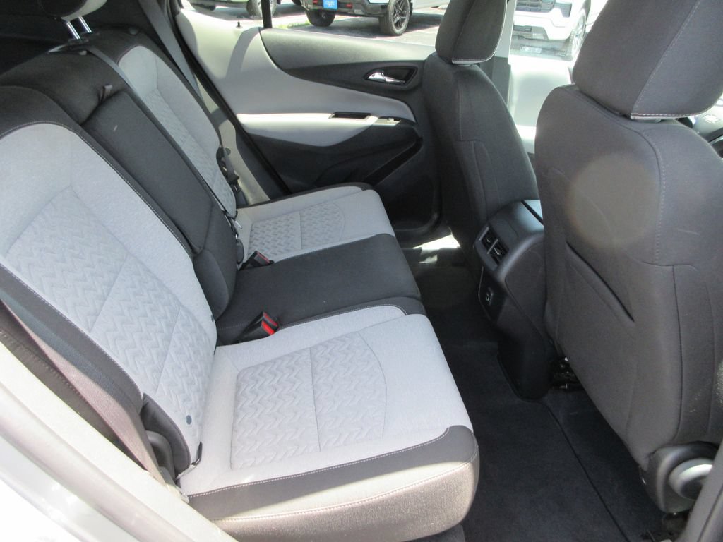 Used 2024 Chevrolet Equinox LS w/ LS Convenience Package FWD image 16