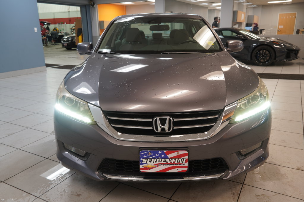 Used 2015 Honda Accord EX-L image 16