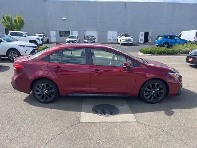 Used 2026 Toyota Corolla SE image 4