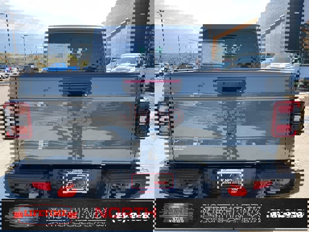 New 2025 Jeep Gladiator Mojave image 18