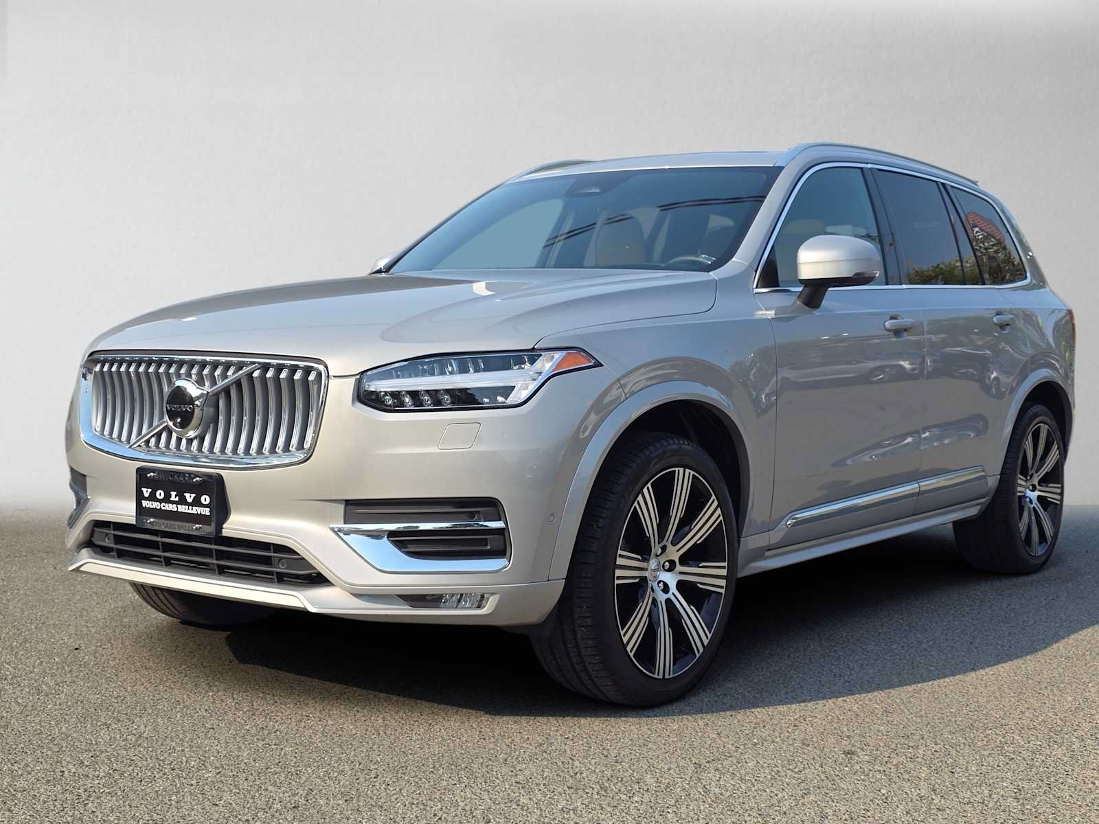 Certified 2023 Volvo XC90 B6 Ultimate AWD/4WD image 7