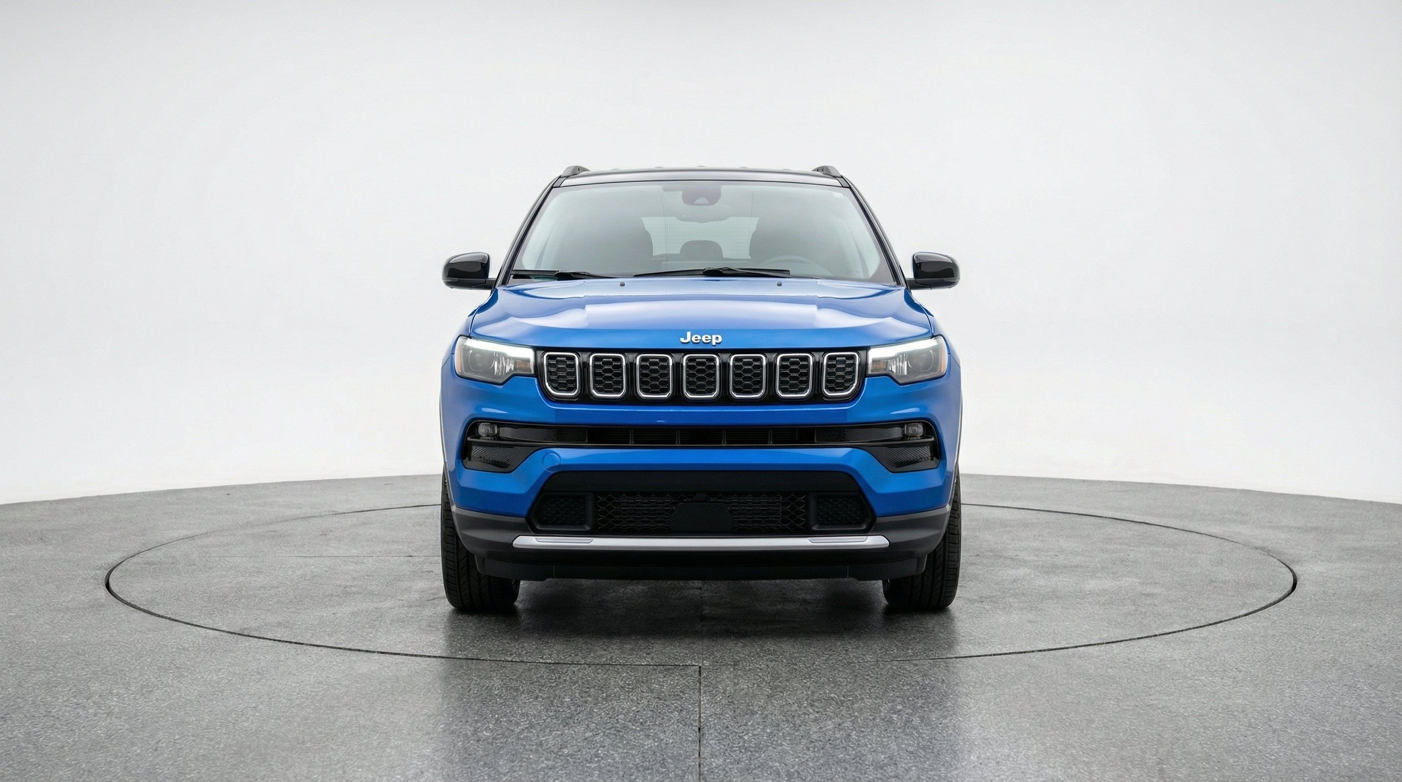 Used 2025 Jeep Compass Limited AWD/4WD image 2