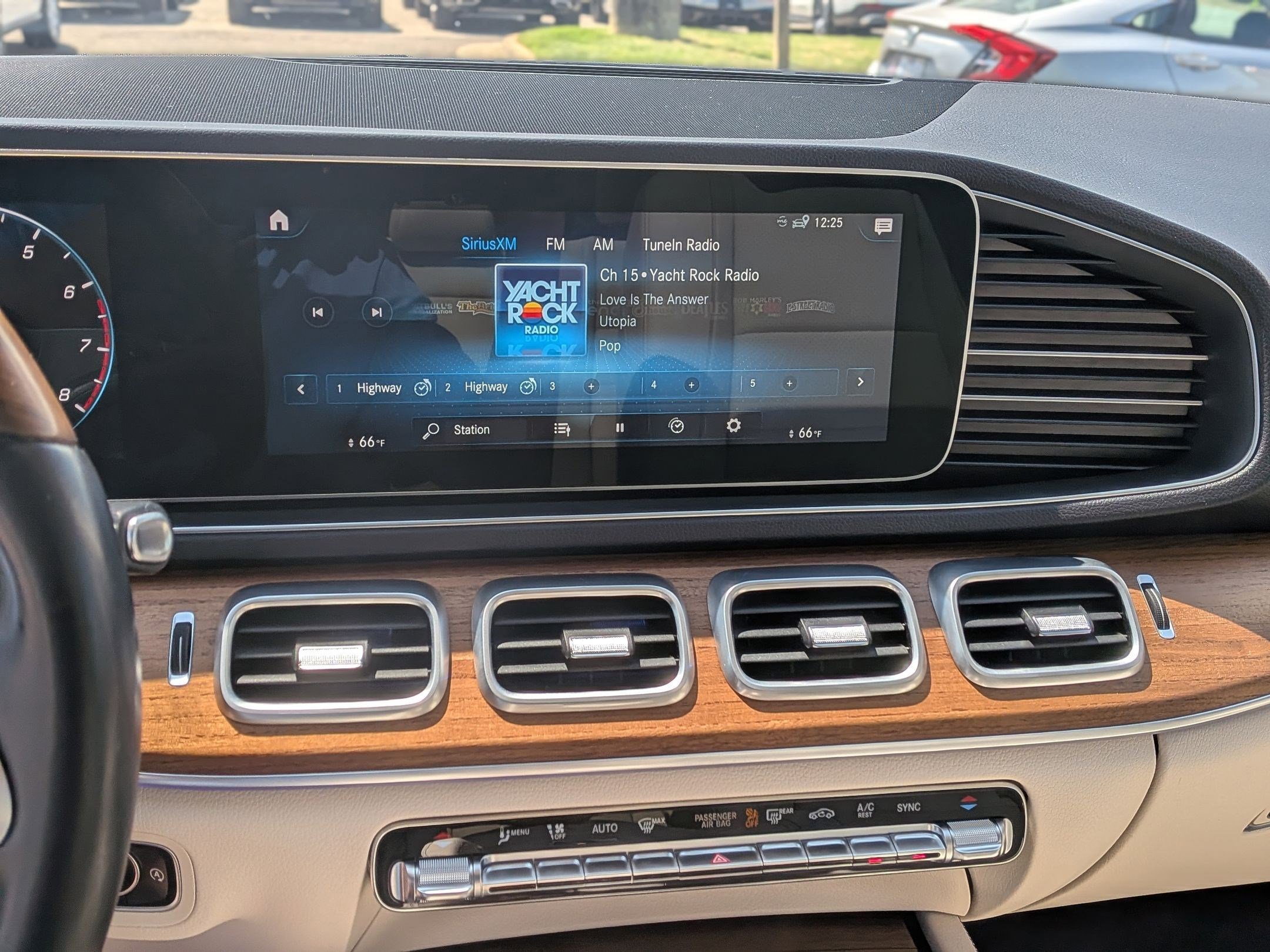 Certified 2023 Mercedes-Benz GLE 350 4MATIC image 20