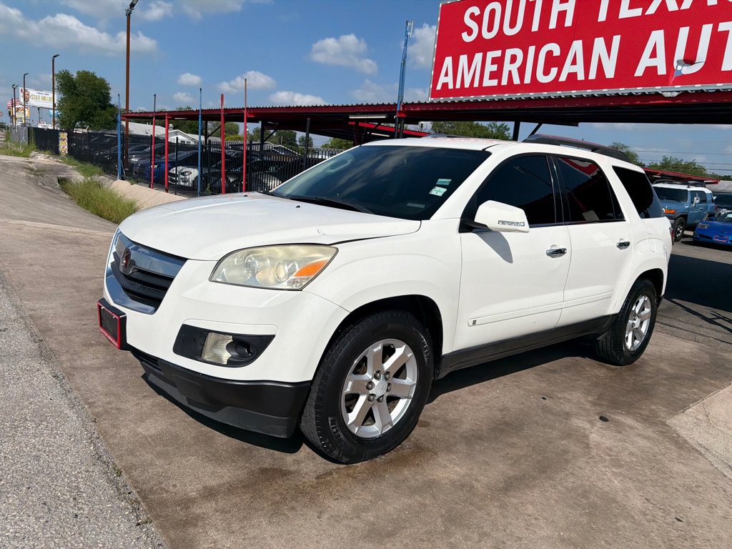 Used 2008 Saturn Outlook XR w/ Advanced Audio Package FWD image 4