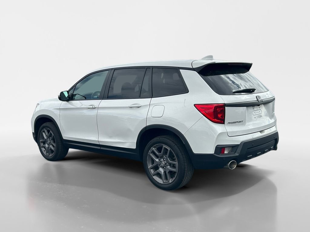 Used 2023 Honda Passport EX-L image 3