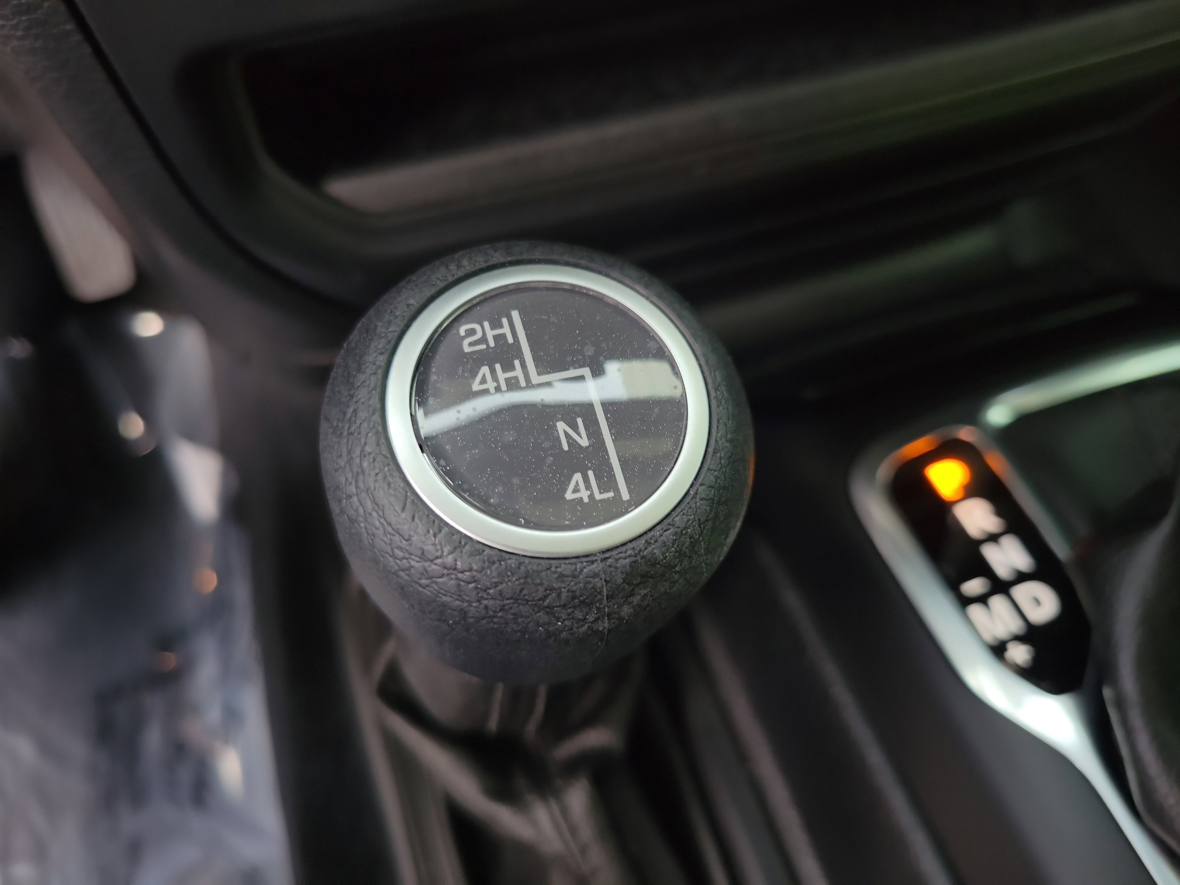 Used 2023 Jeep Gladiator Willys image 27