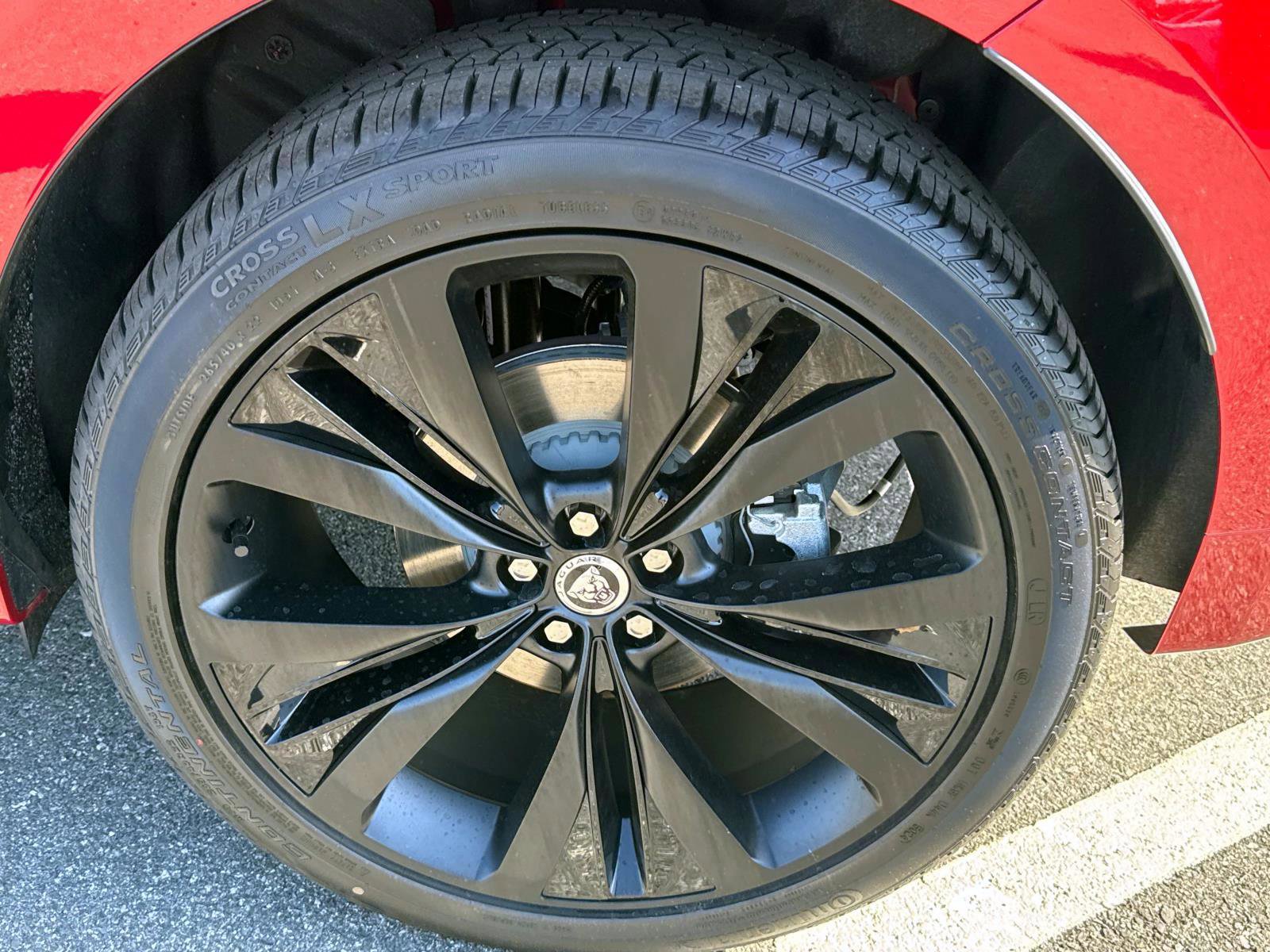 New 2026 Jaguar F-PACE R-Dynamic S image 3