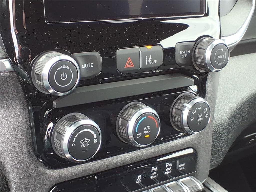 New 2026 RAM 1500 Express image 23