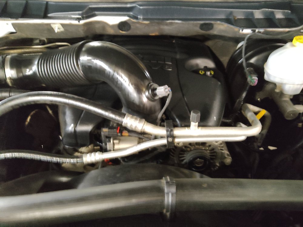Used 2019 RAM 1500 Classic SLT AWD/4WD image 30