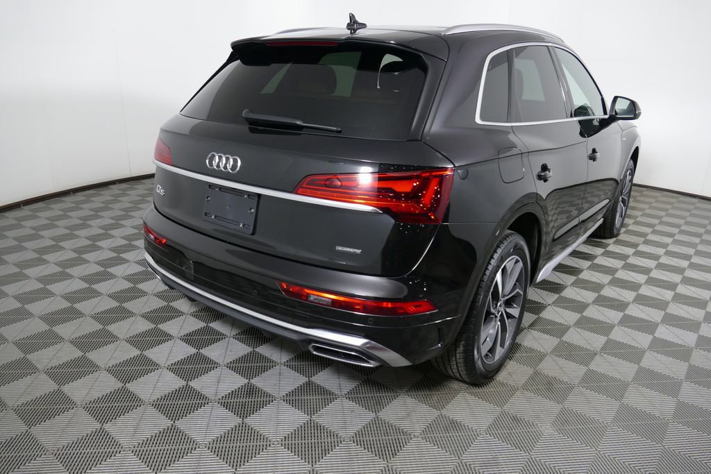 Used 2023 Audi Q5 2.0T Premium Plus w/ Premium Plus Package AWD/4WD image 32