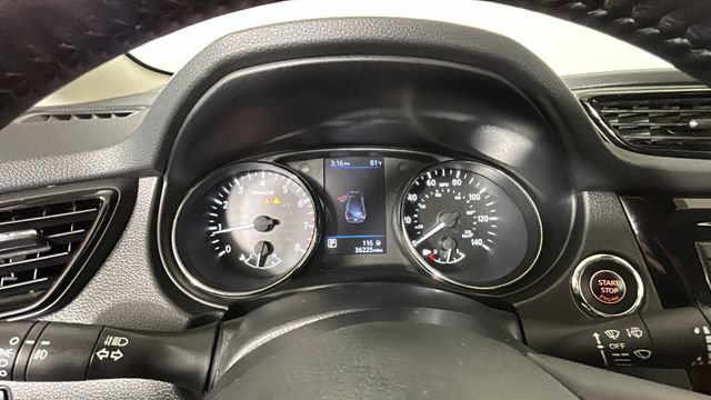 Used 2020 Nissan Rogue Sport SV w/ Technology Package AWD/4WD image 17