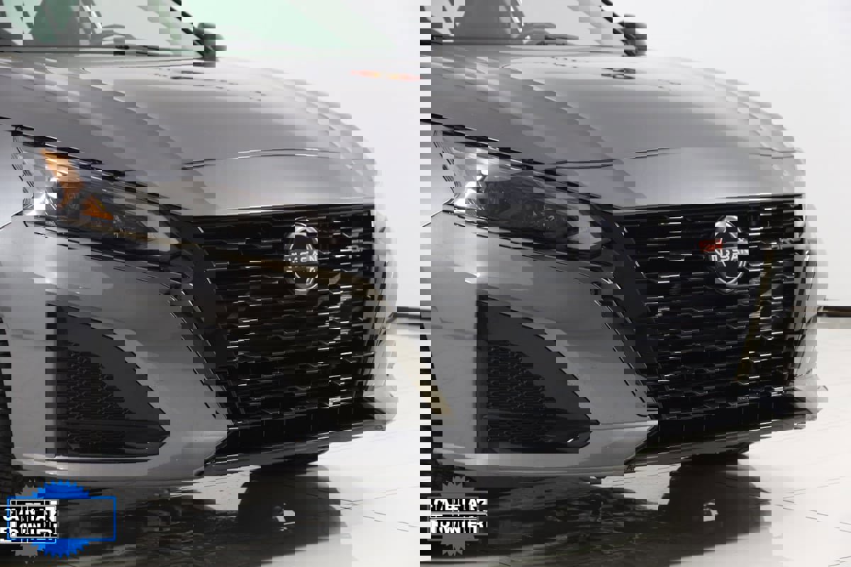 Used 2023 Nissan Altima 2.5 SR image 30