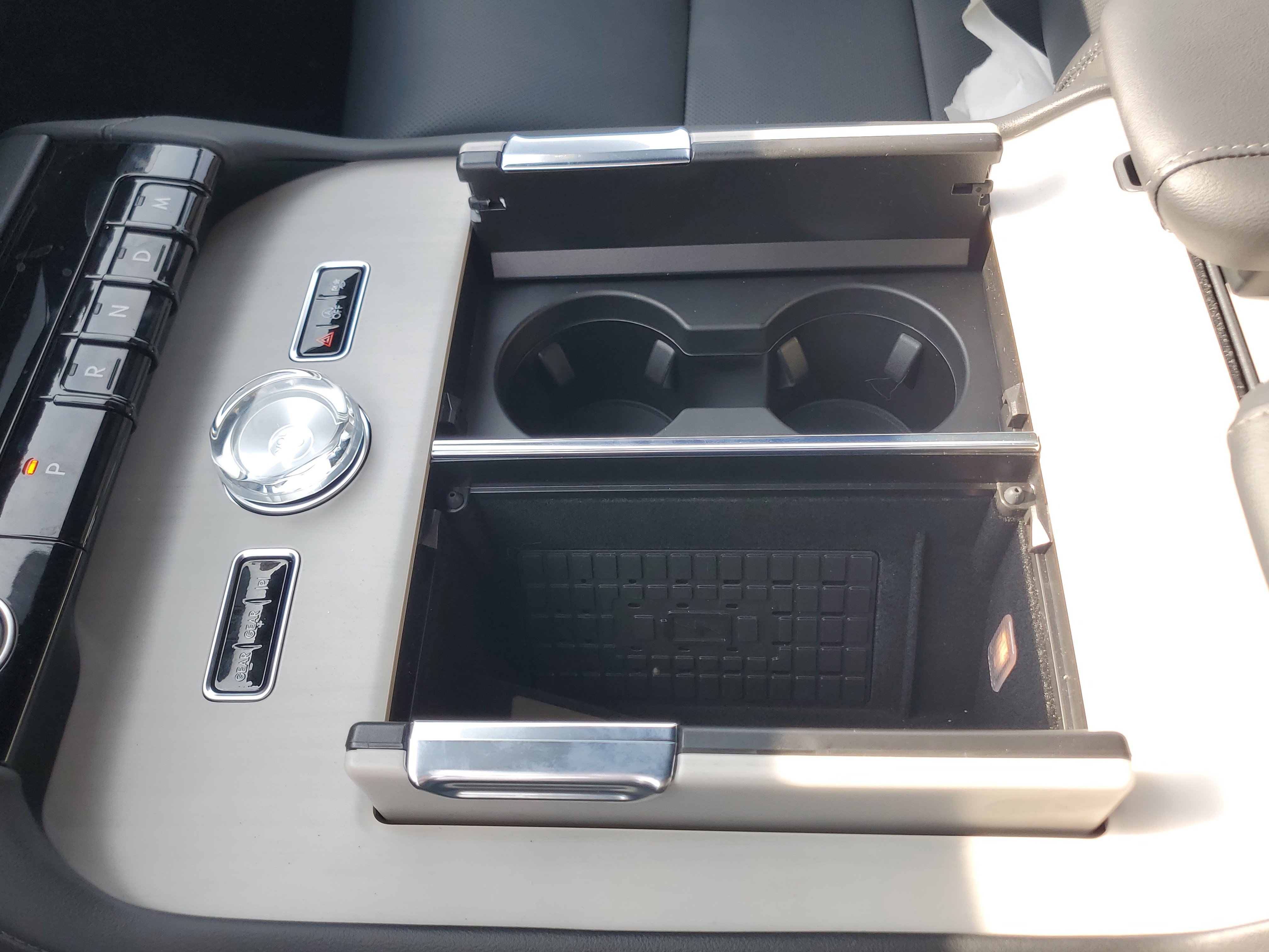 New 2026 Lincoln Navigator Reserve w/ Jet Appearance Package image 26